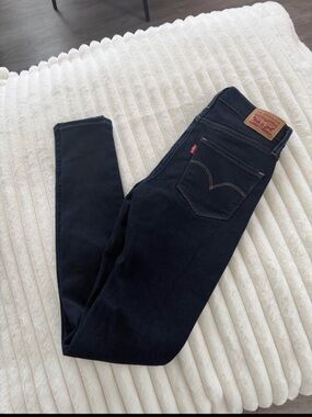 Levi's Dark Blue Skinny Women's Jeans